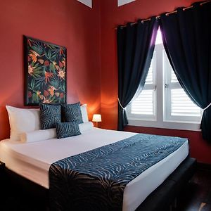Studio met een King Size Bed